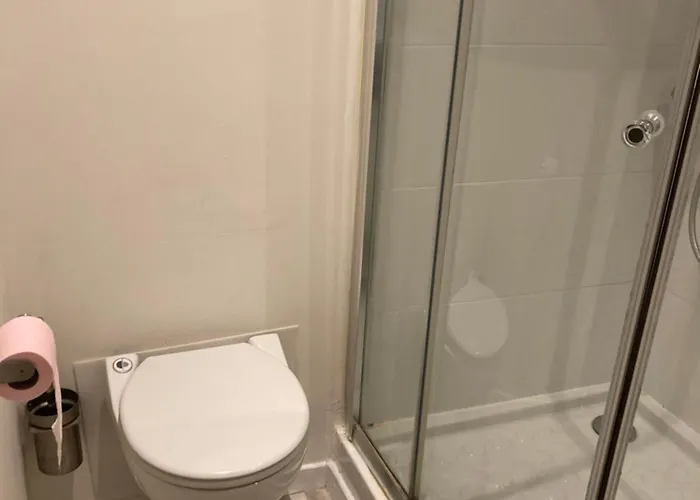 Bright And Airy For 2 Guests Near Marche Provencal Apartment Antibes