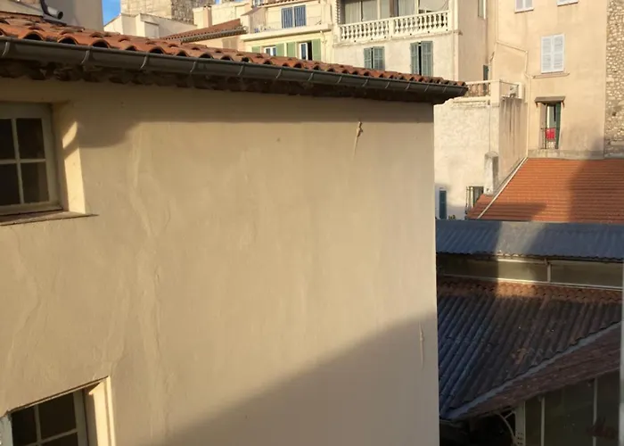 公寓 Bright And Airy For 2 Guests Near Marche Provencal *